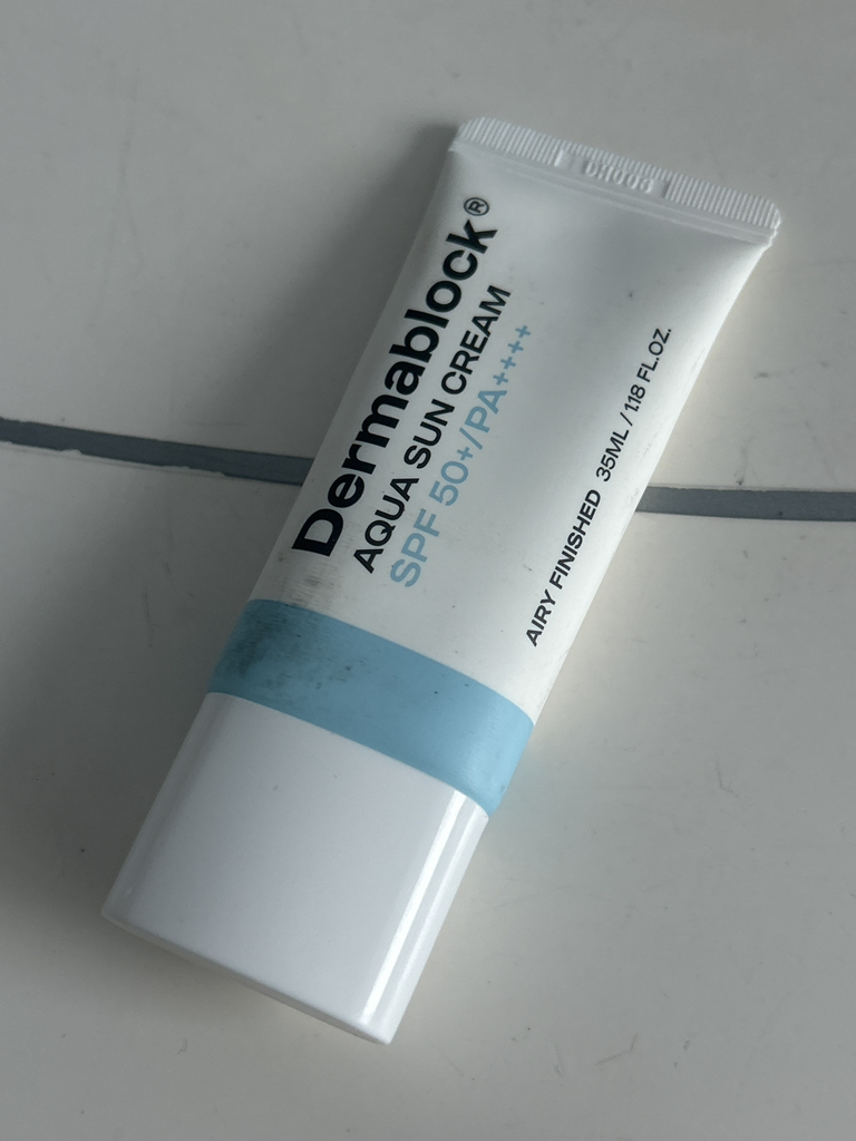 더마블록 (Dermablock®) 선크림 [SPF50+/PA++++] [수분] review image