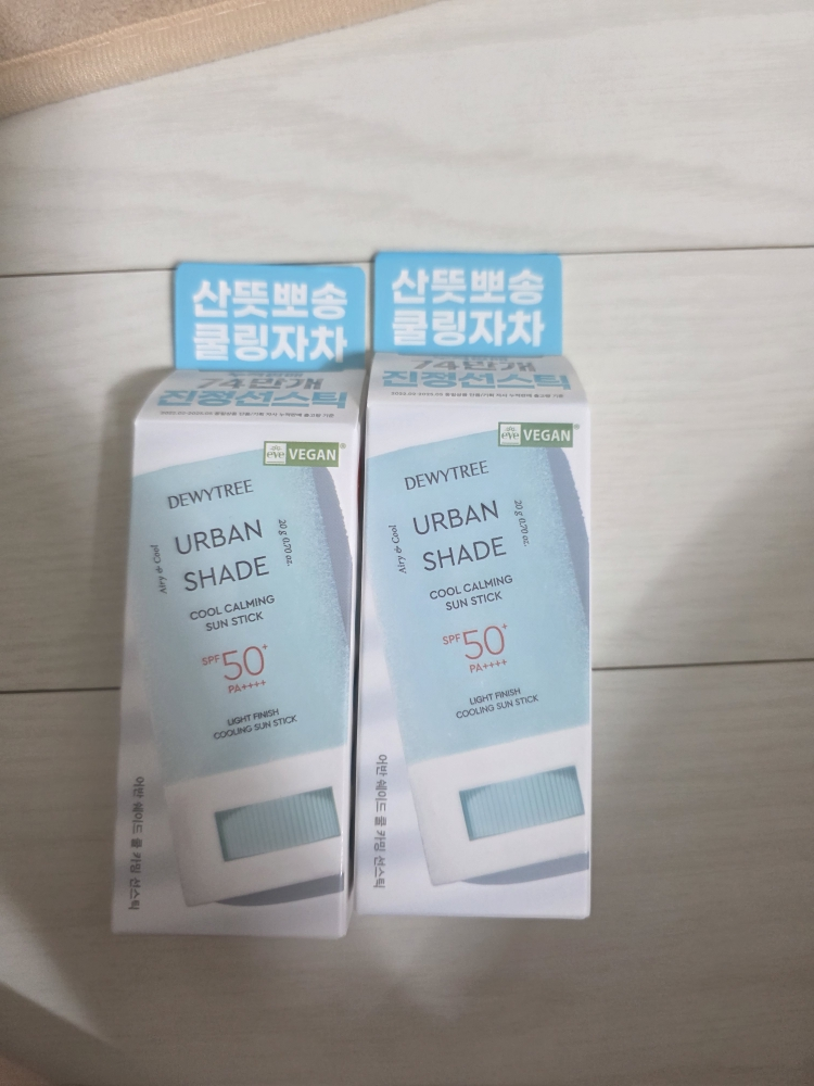 듀이트리 (DEWYTREE) 어반 쉐이드 쿨 카밍 선스틱 [SPF50+/PA++++] review image