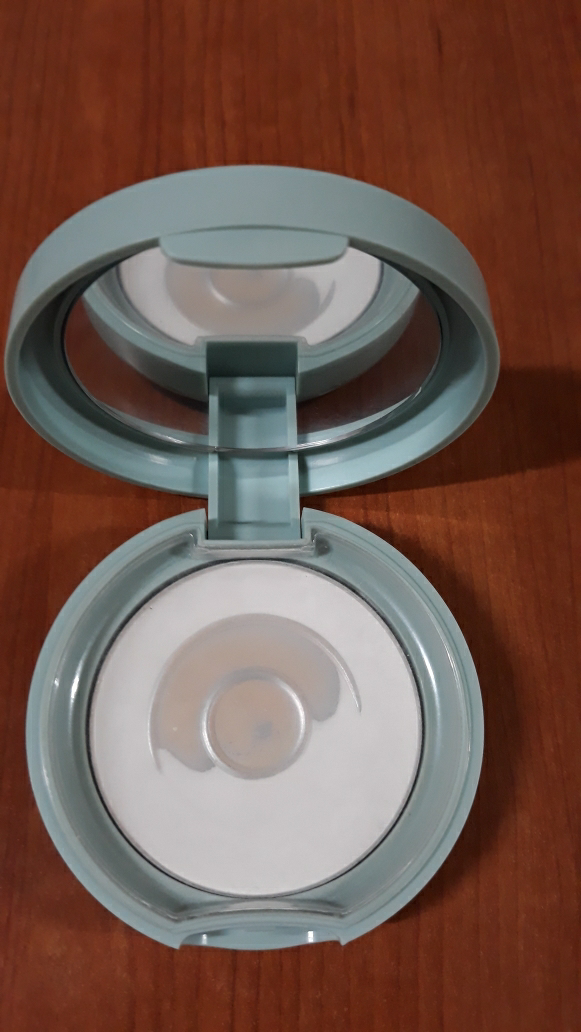 이니스프리 (INNISFREE) 노세범 미네랄 팩트 review image
