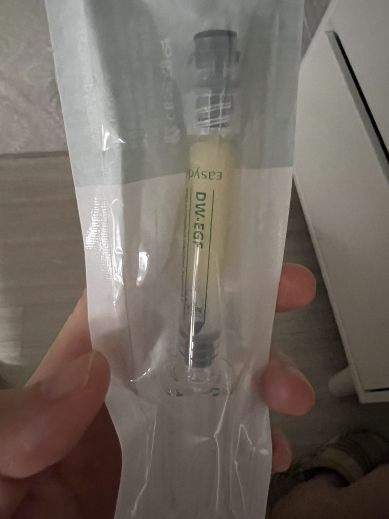 DW-EGF美白安瓶的真实用户使用照片