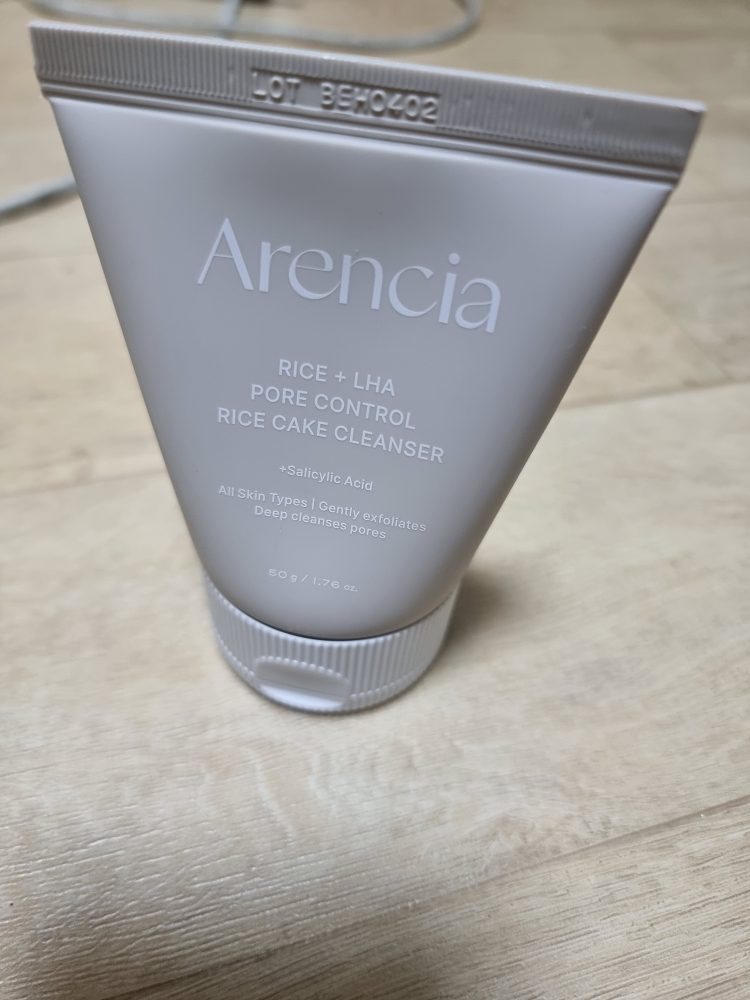 아렌시아 (ARENCIA) 라이스 LHA 딥 포어 떡솝 클렌저 review image