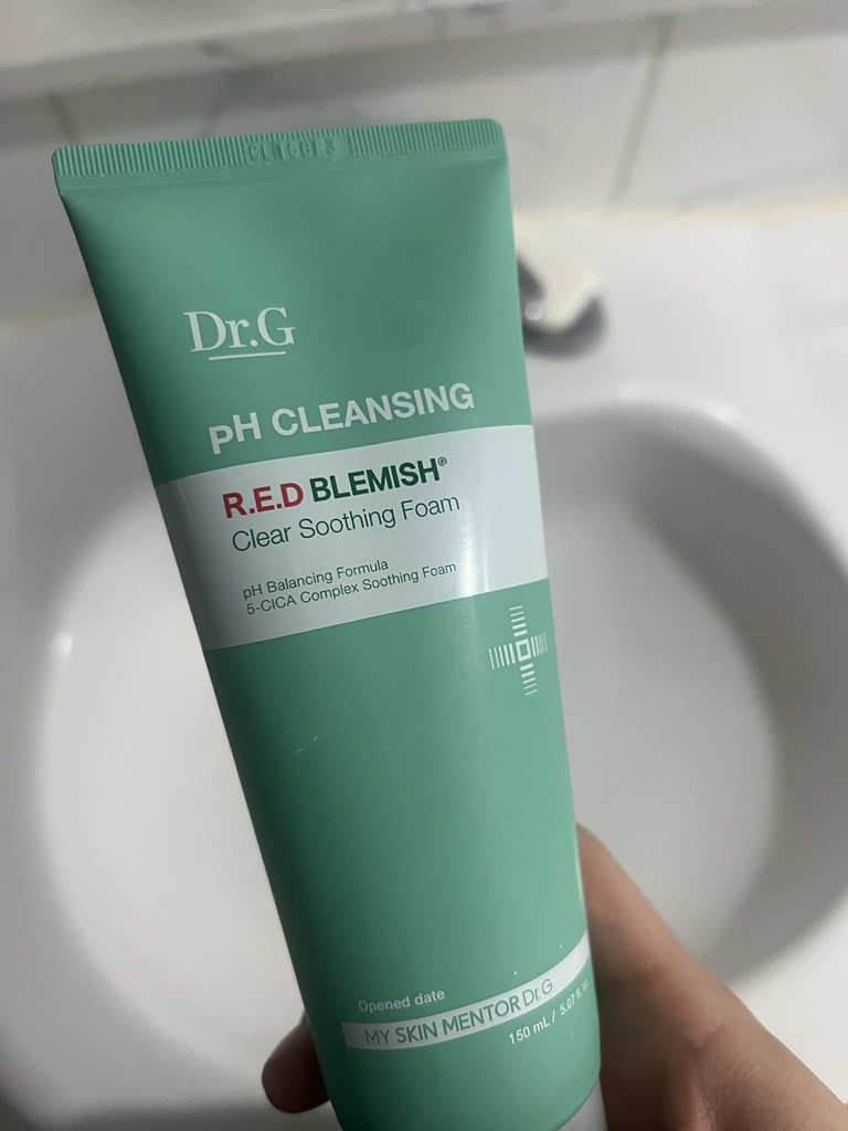 Dr.G 弱酸性红色痘痘清洁舒缓泡沫 common.review image