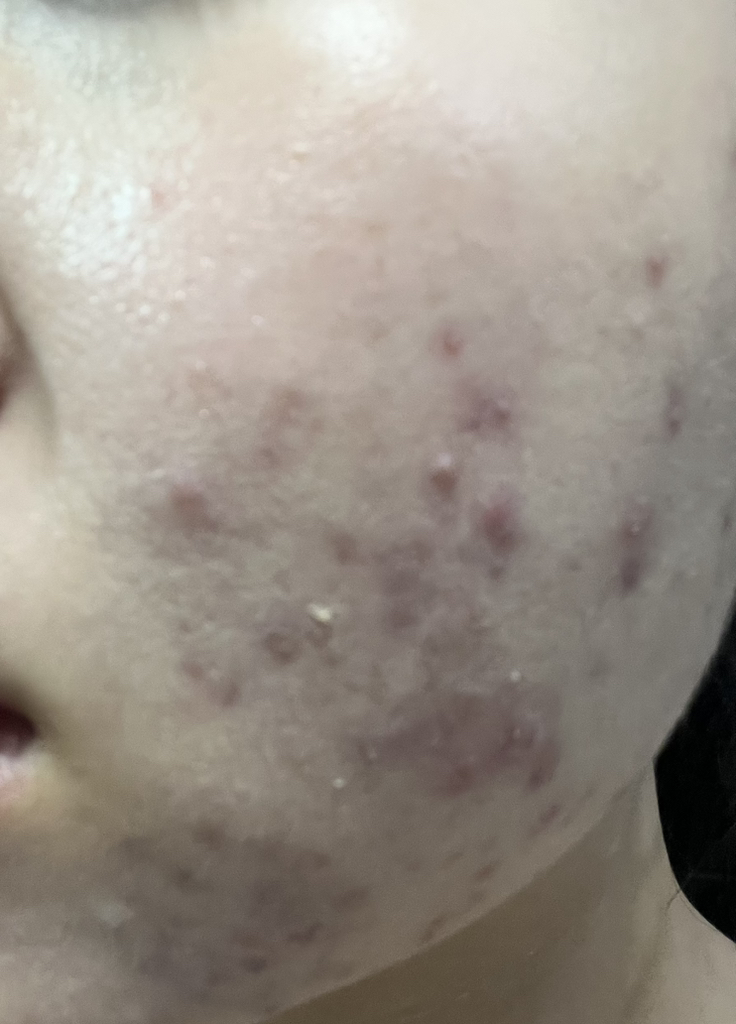 全天清爽BB霜 [SPF36/PA+++] [02 象牙色]的真实用户使用照片