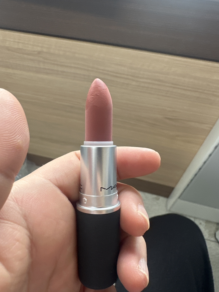 맥 (MAC) 파우더 키스 립스틱 [멀잇오버] review image
