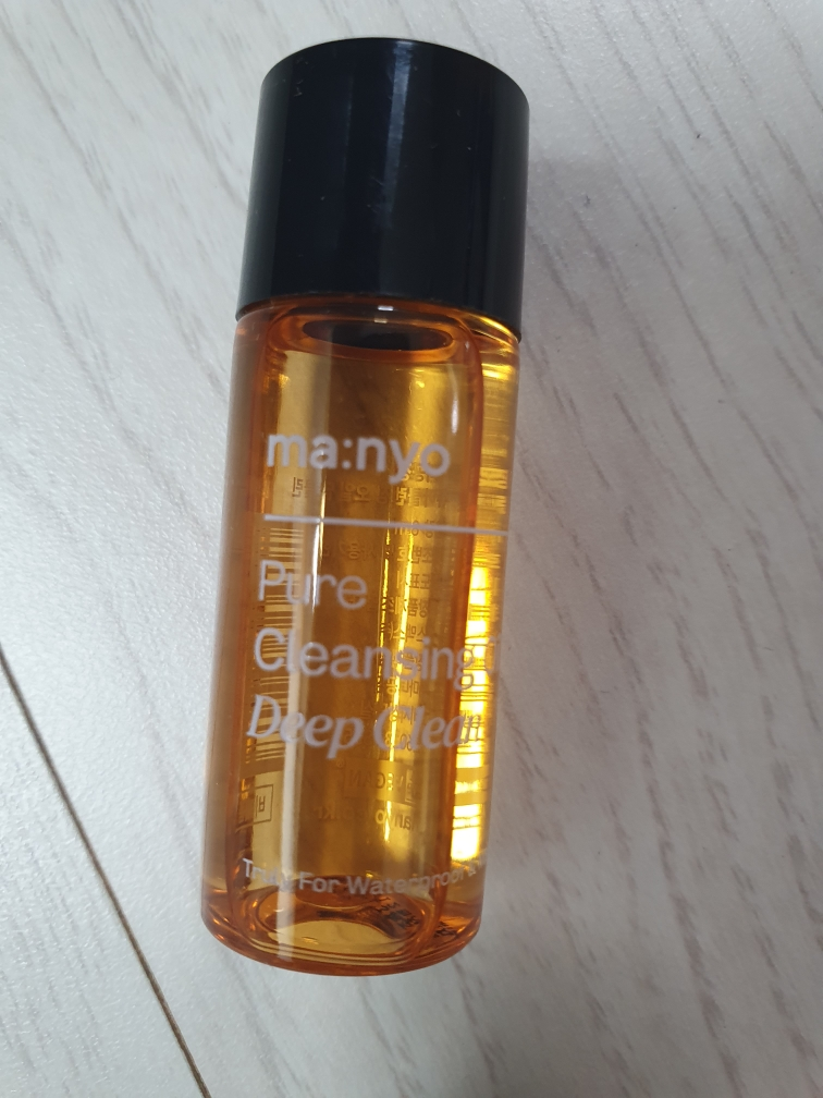 마녀공장 (manyo) 퓨어 클렌징 오일 딥 클린 review image