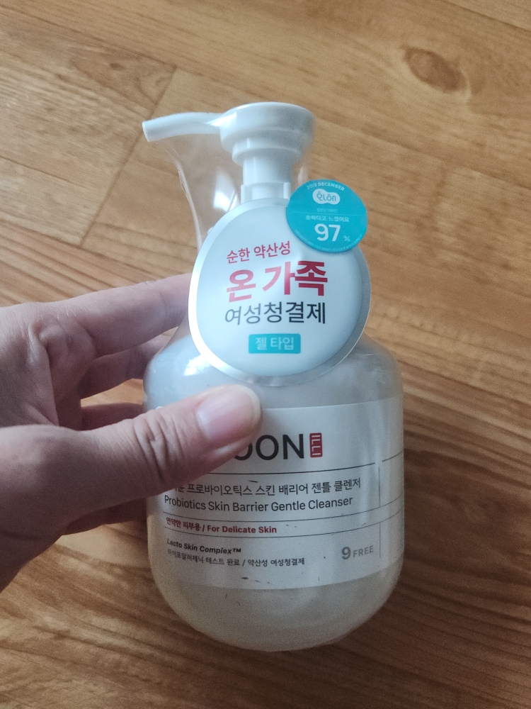 ILLIYOON 益生菌护肤屏障温和洁面 common.review image