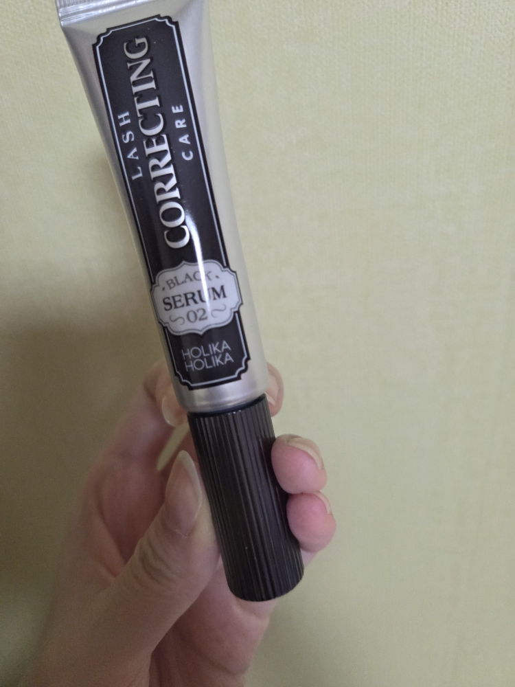 홀리카홀리카 (HOLIKAHOLIKA) 래쉬 코렉팅 케어 [02 블랙세럼] review image