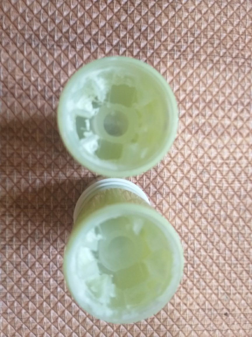果達兒 清爽的马蹄莲清凉防晒棒 [SPF50+/PA++++] common.review image