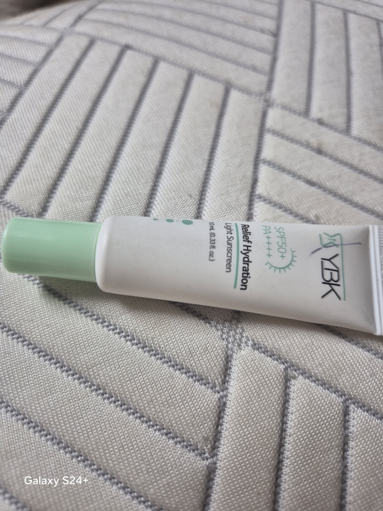 YBK 舒缓保湿轻质防晒霜 [SPF50+/PA++++] common.review image