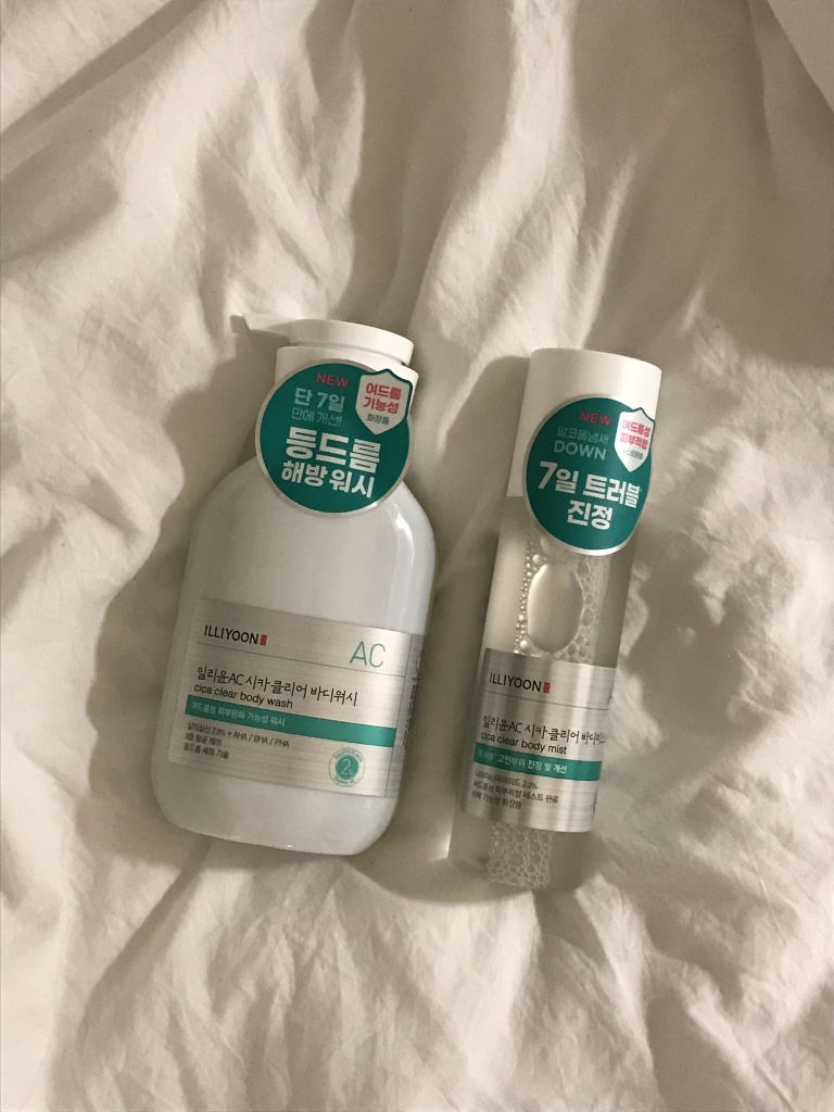 일리윤 (ILLIYOON) AC 시카 아크네 클리어 바디 워시 review image