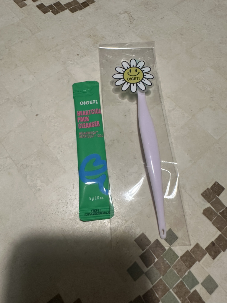 오!겟 (O!GETi) 하트시카 팩 클렌저 review image