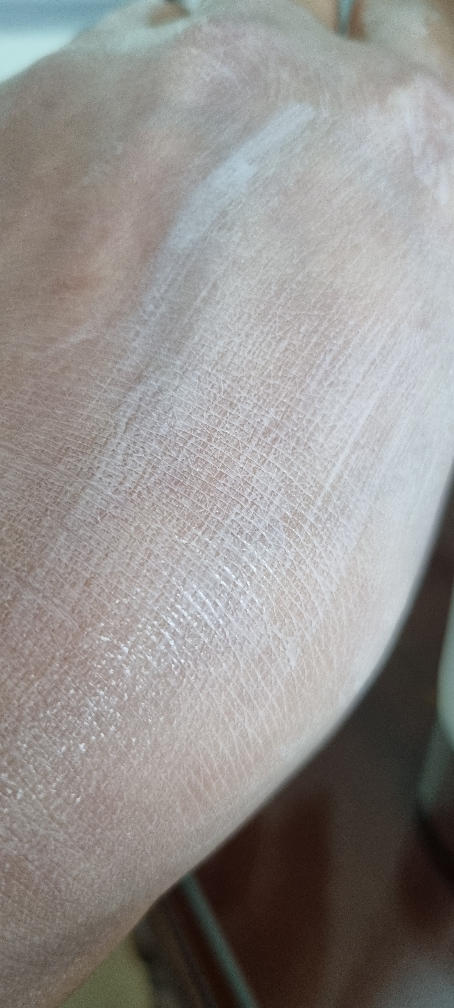 9wishes 白色提亮身体精华 [SPF21] common.review image