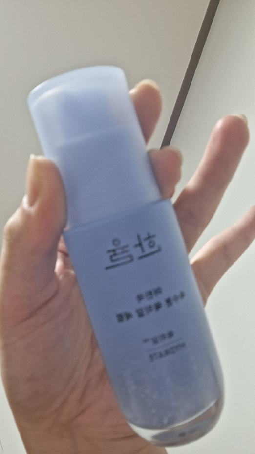 한율 (HANYUL) 어린쑥 속수분 쑥히알 세럼 review image