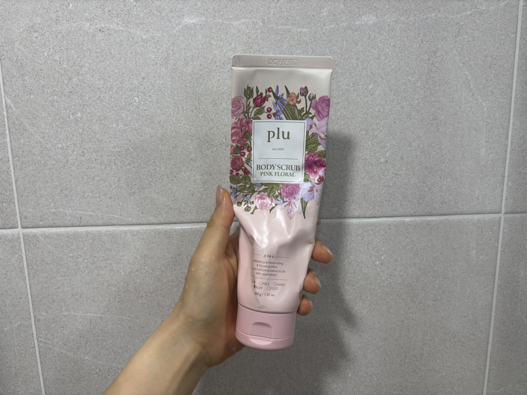 Plu 身体磨砂膏 [粉红花卉] common.review image