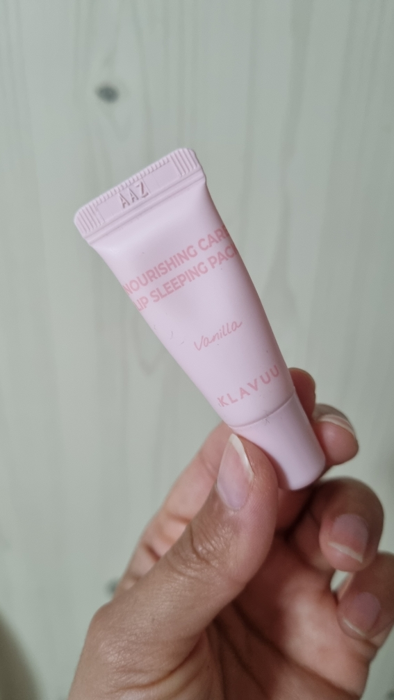 클라뷰 (KLAVUU) 너리싱 케어 립 슬리핑 팩 [베리] review image