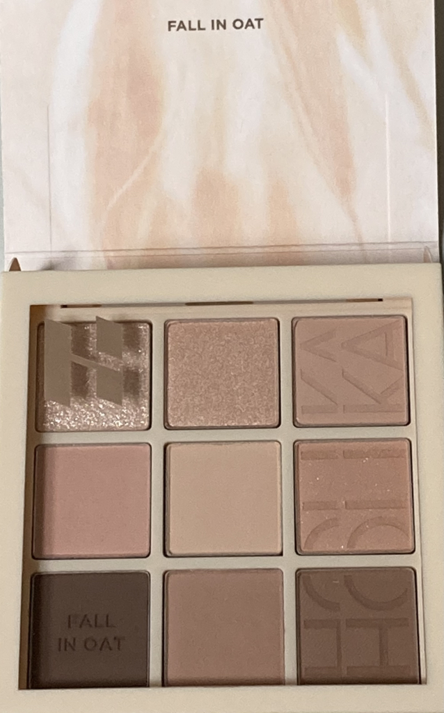 HOLIKAHOLIKA 我的最爱 气氛眼影盘 [12 落入燕麦] common.review image