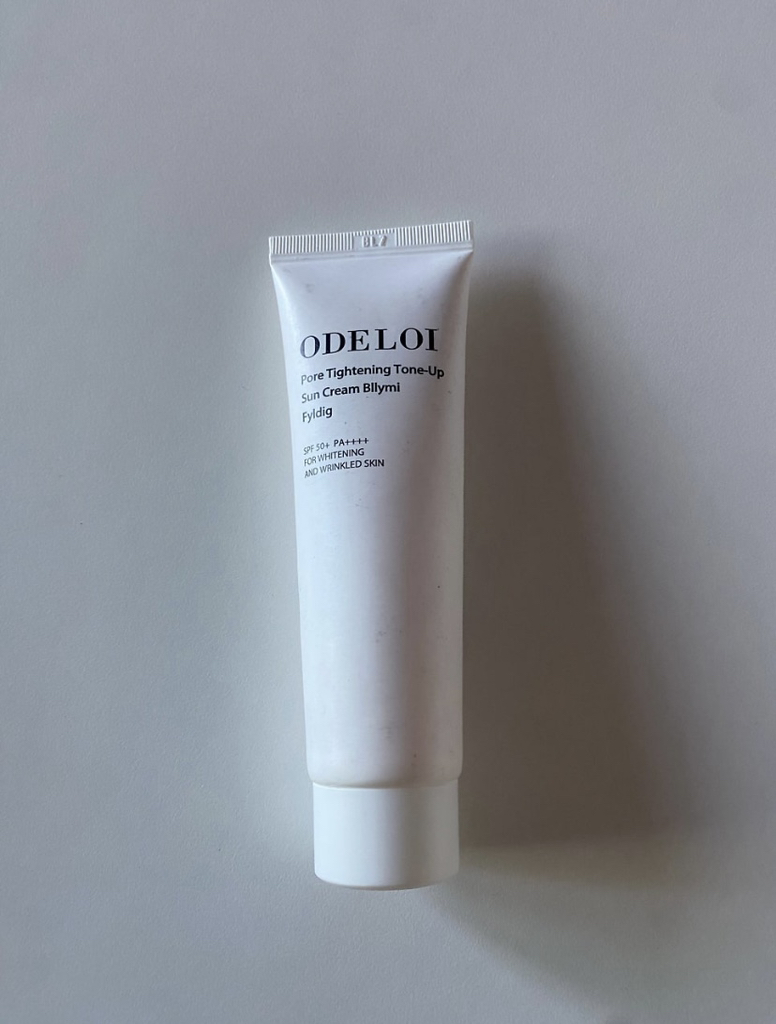 오드로이 (ODELOI) 모공축소 톤업 선크림 블리미 필리디 [SPF50+/PA++++] review image