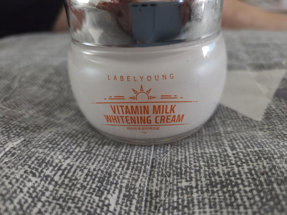 라벨영 (LabelYoung) 쇼킹비타민우유크림 review image