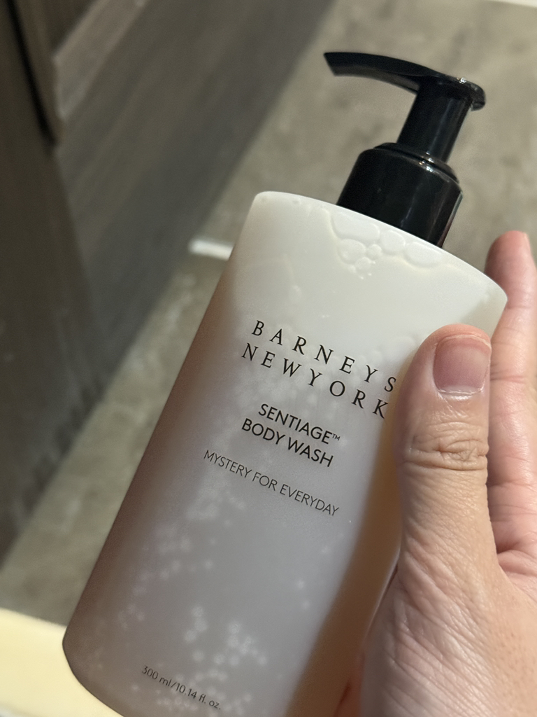 바니스뉴욕뷰티 (BARNEYSNEWYORKBEAUTY) 센티아쥬™ 바디 워시 [미스터리포에브리데이] review image