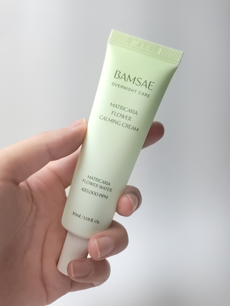 밤새 (BAMSAE) 마트리카리아 플라워 카밍 크림 review image