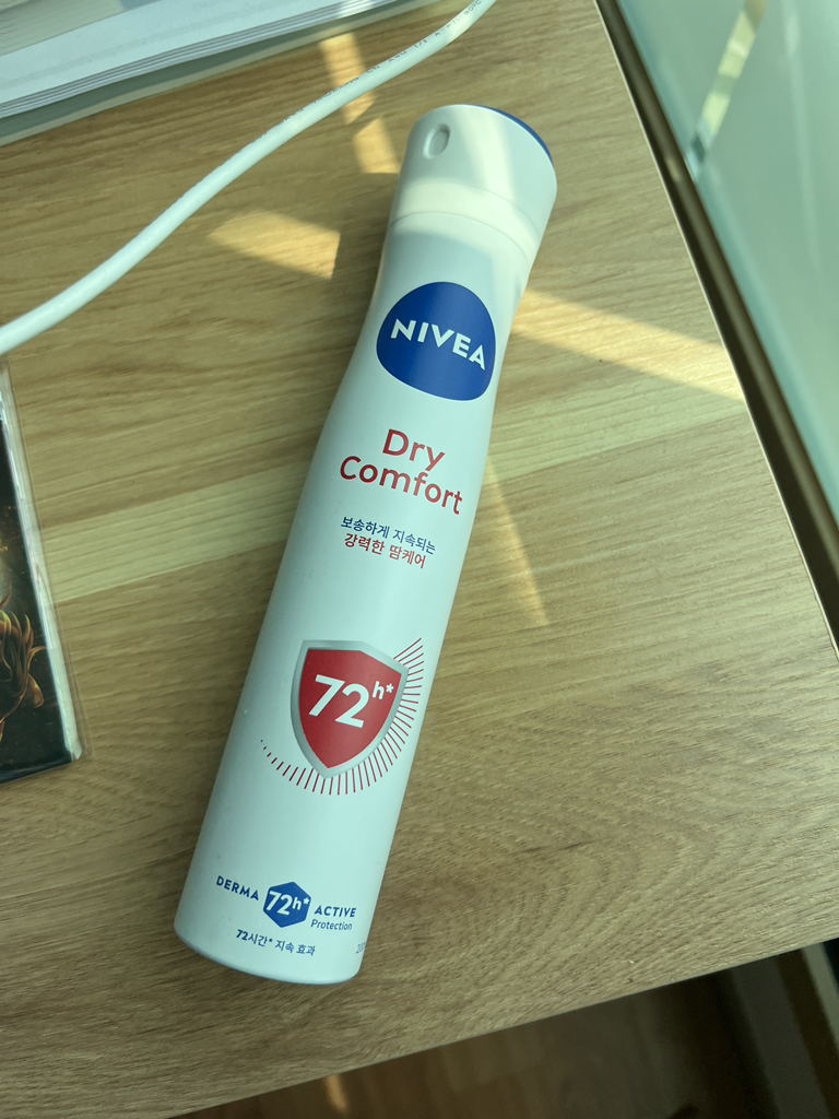 니베아 (NIVEA) 데오드란트 스프레이 [드라이콤포트] review image