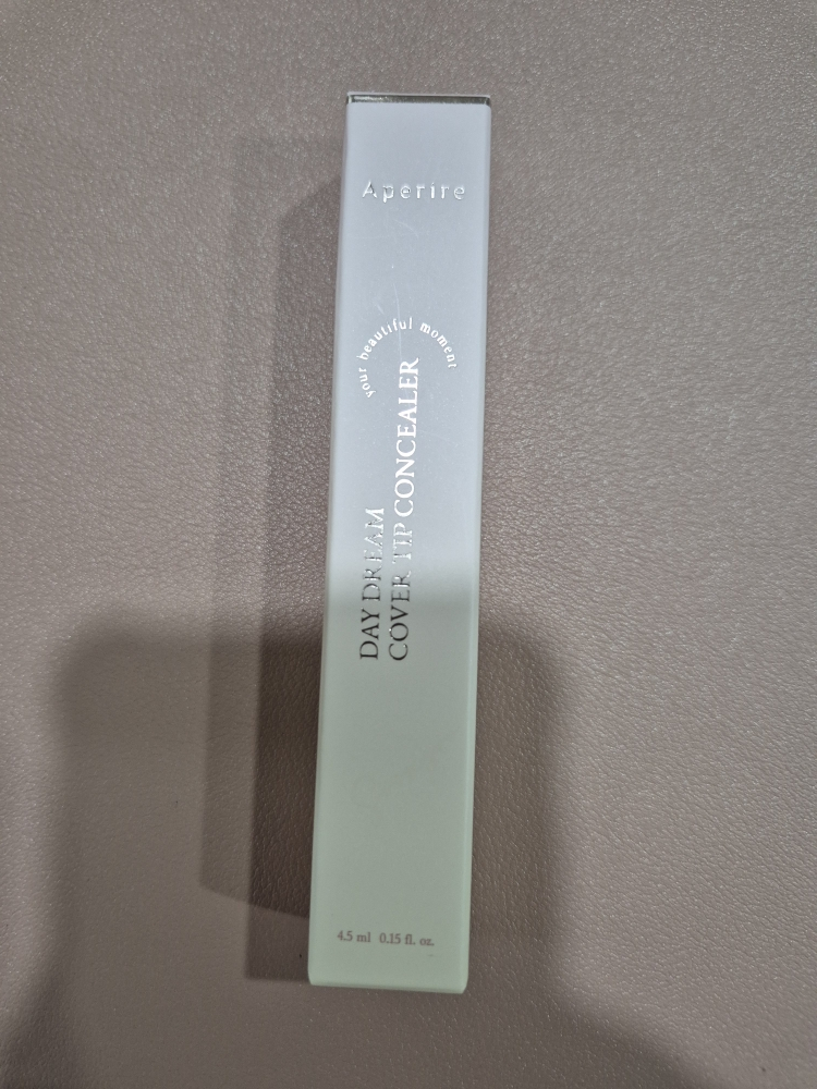 아페리레 (Aperire) 순수에디션 데이 드림 커버 팁 컨실러 [SPF30/PA++][01 순수] review image
