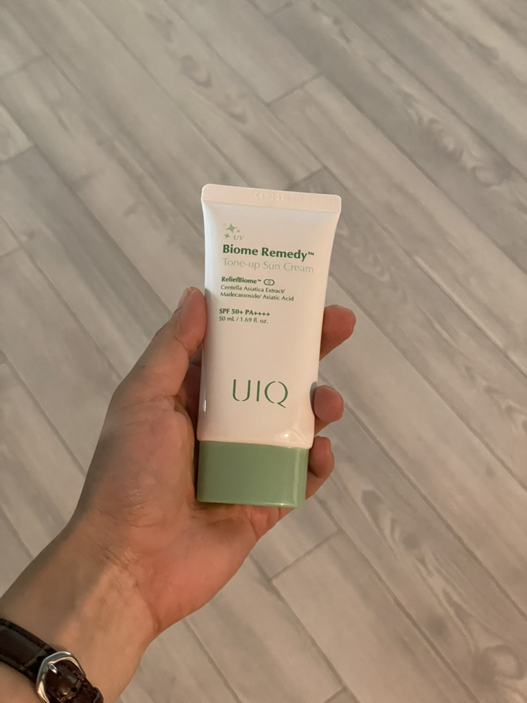 유이크 (UIQ) 바이옴 레미디 톤업 선크림 [SPF50+/PA++++] [그린] review image