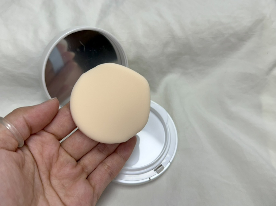 블랑디바 (BLANCDIVA) 워터벨벳 쿠션 팩트[SPF50+/PA+++] [20호 로지] review image