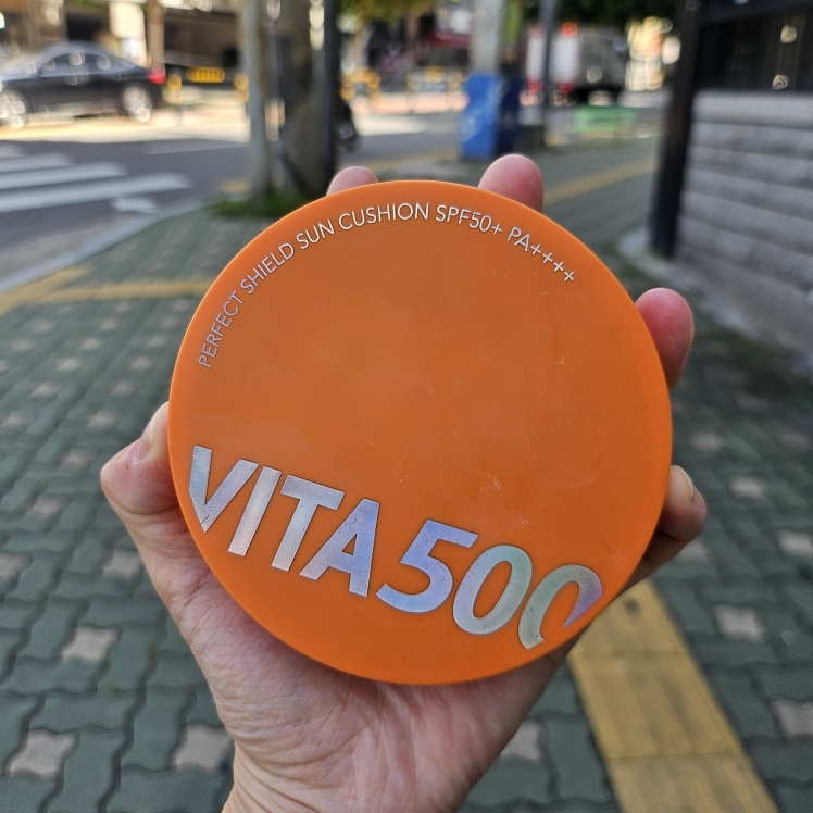 광동생활건강 (Kwangdong) 비타500 퍼펙트쉴드 빅 선쿠션 [SPF50+/PA++++] review image