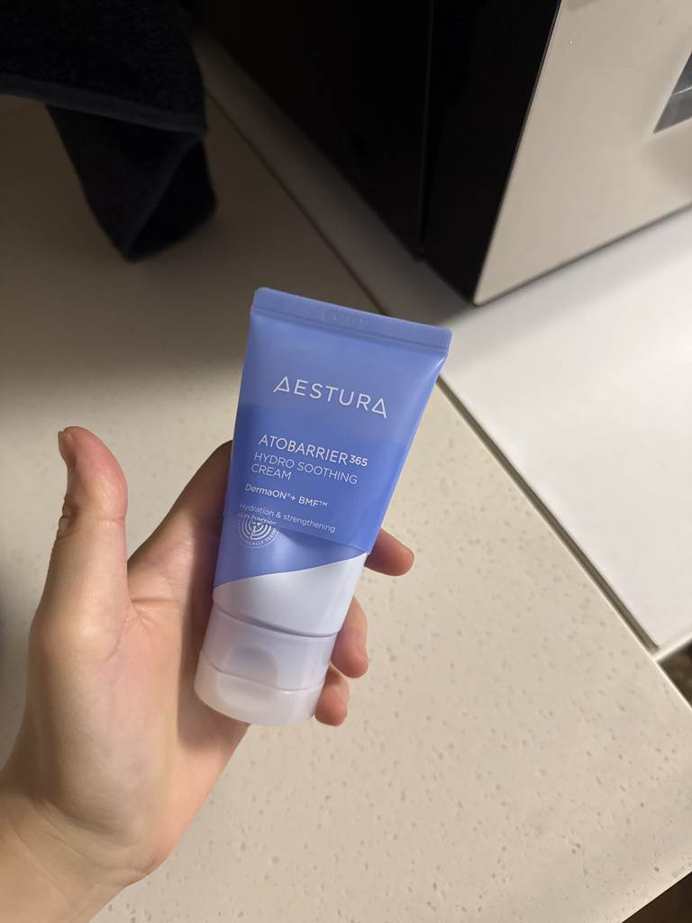 에스트라 (AESTURA) 아토베리어365 하이드로 수딩크림 review image