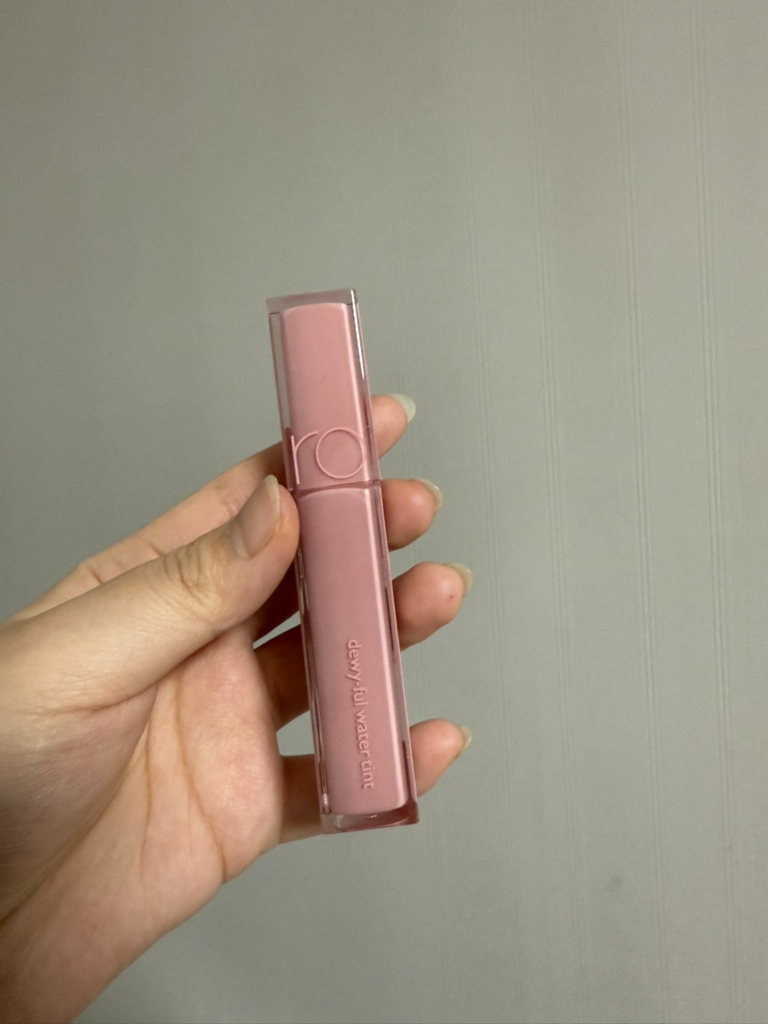 ROMAND (柔魅得) 杜威水润唇彩 [13 奶油粉] common.review image