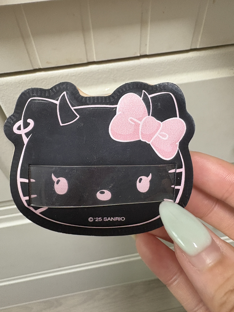 필리밀리 (fillimilli) 헬로키티 천사와 악마 에디션 정교한통통퍼프 [악마헬로키티] review image