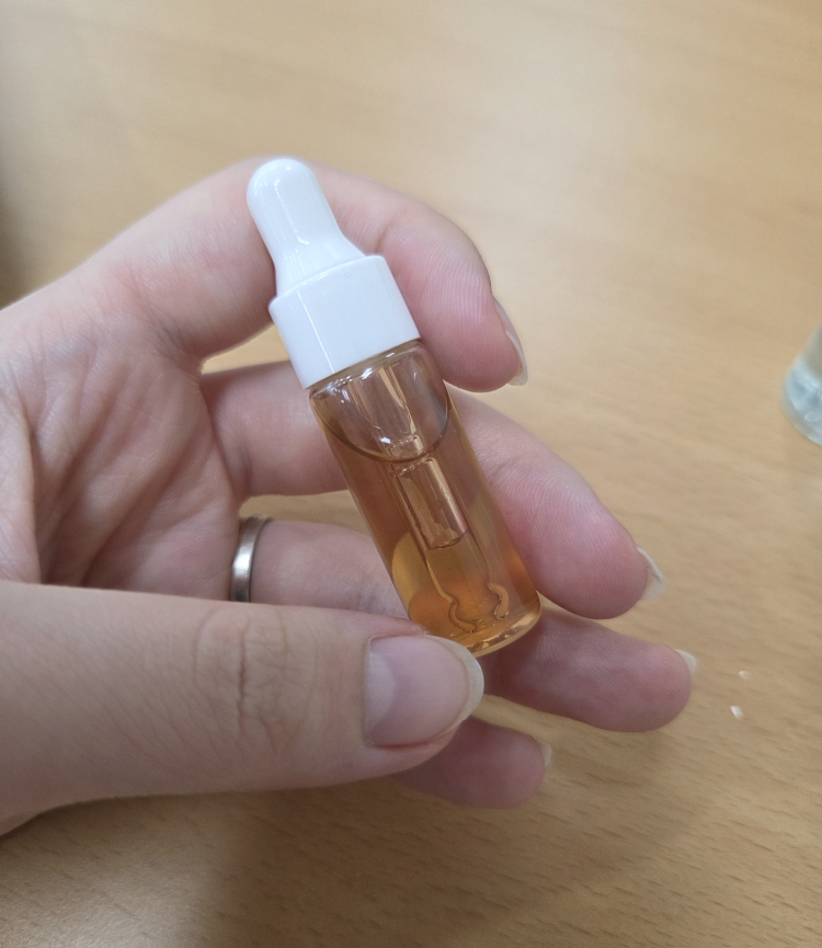 玫瑰液体面膜的真实用户使用照片