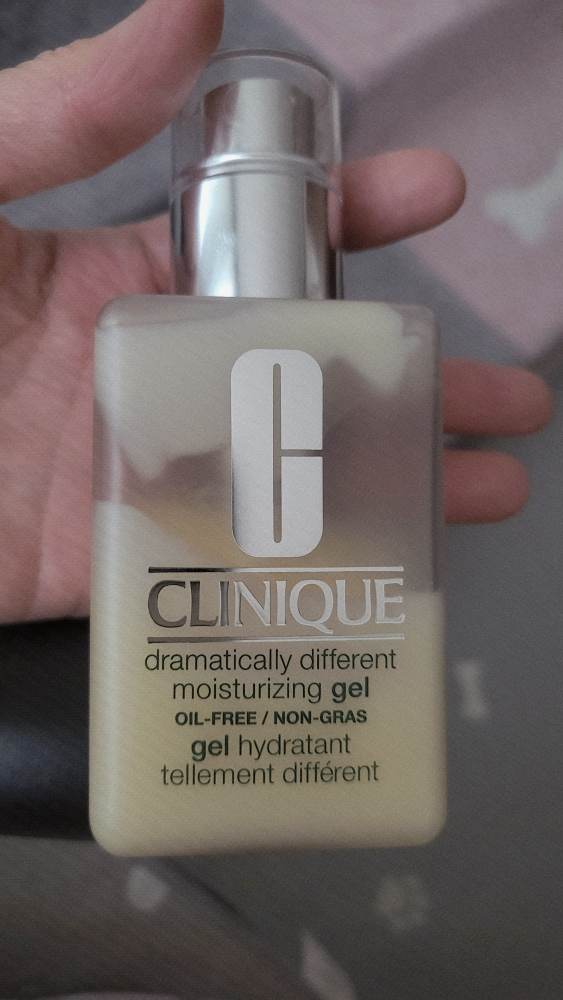 크리니크 (CLINIQUE) 드라마티컬리 디퍼런트 모이스춰라이징 젤 review image