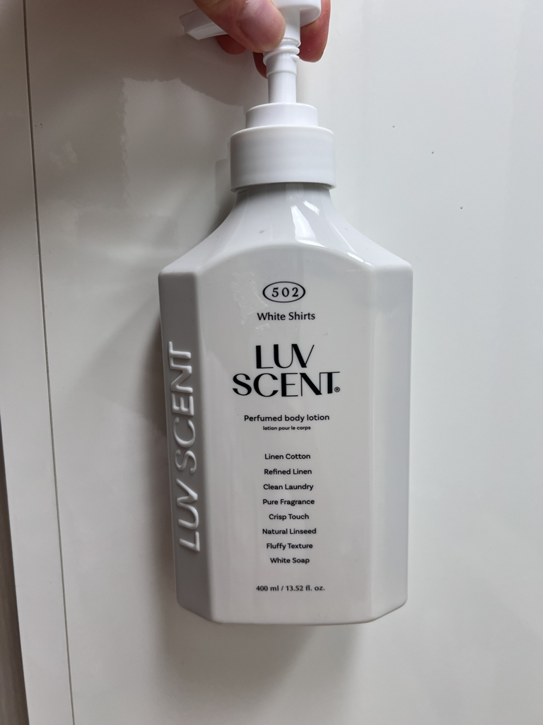 럽센트 (LUVSCENT) 퍼퓸 바디로션 [화이트셔츠] review image