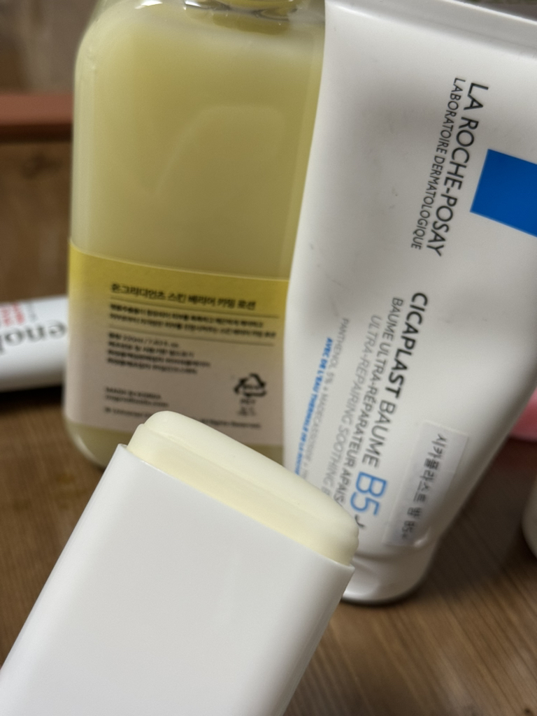 라운드랩 (ROUNDLAB) 자작나무 수분 선스틱 [SPF50+/PA++++] review image