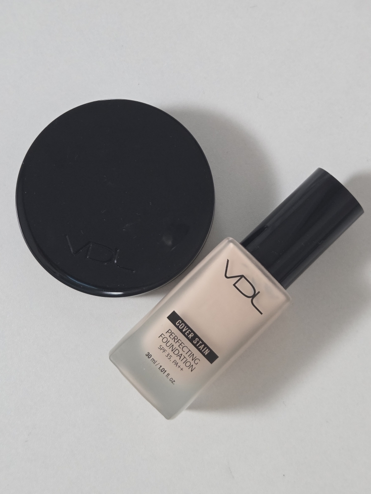 VDL (브이디엘) 커버스테인 퍼펙팅 파운데이션 [SPF35/PA++] [A02] review image