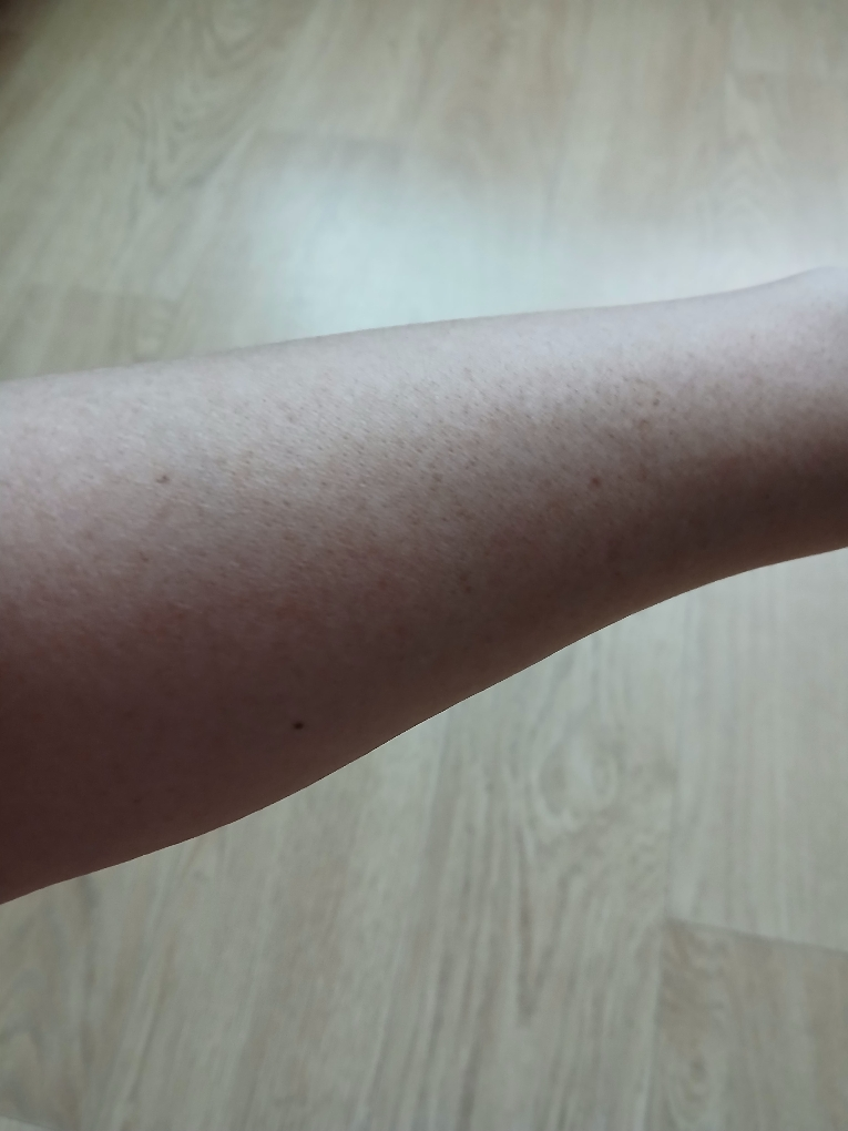 柔润温和修护防晒霜 [SPF50+/PA++++]的真实用户使用照片