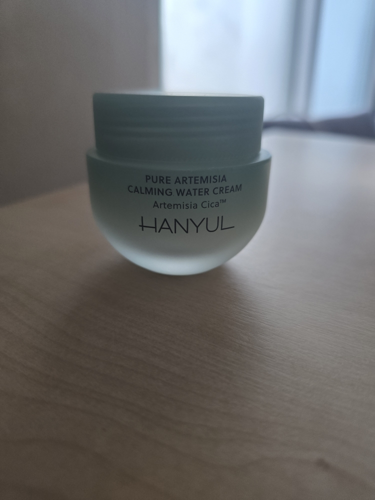 HANYUL (韩律) 嫩艾草保湿舒缓霜 common.review image