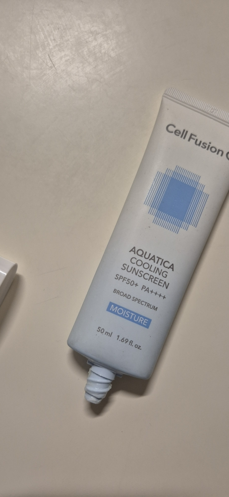 셀퓨전씨 (CellFusionC) 썬스크린 [SPF50+/PA++++] [아쿠아티카쿨링] review image