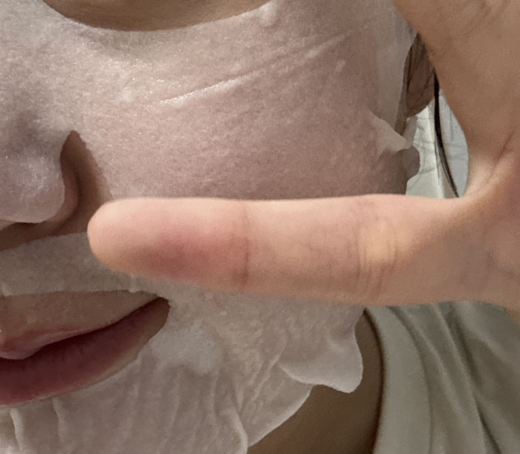低分子玻尿酸面膜的真实用户使用照片
