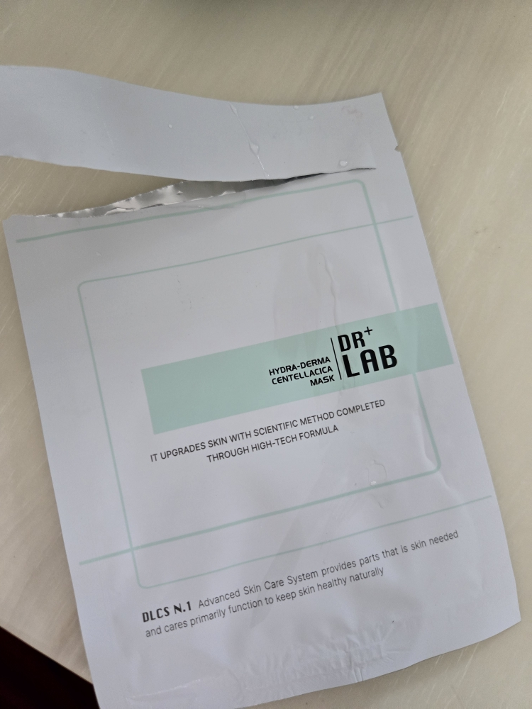 닥터랩 (DR+LAB) 하이드라 더마 센텔라시카 마스크 review image