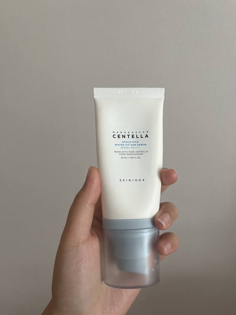 스킨1004 (SKIN1004) 마다가스카르 센텔라 톤 브라이트닝 톤업 선스크린 [SPF50+/PA++++] review image