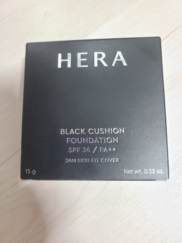헤라 (HERA) 블랙 쿠션 파운데이션 [SPF34/PA++] [21N1 바닐라] review image