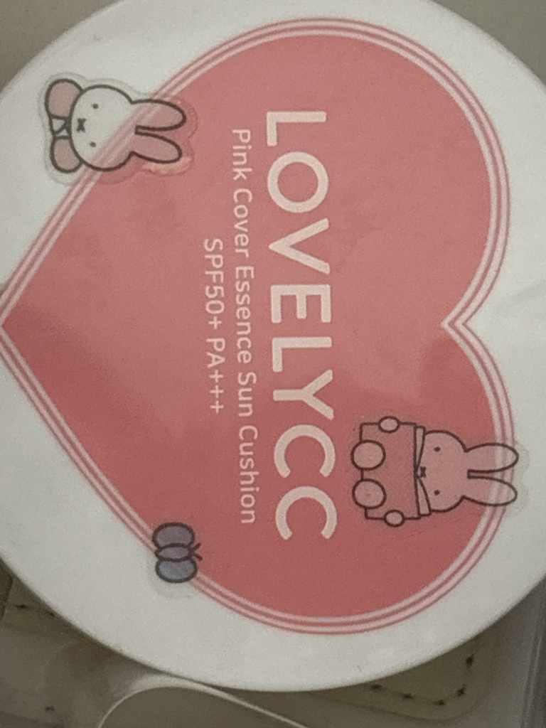 러블리씨씨 (LOVELYCC) 핑크 커버 에센스 선쿠션 [SPF50+/PA+++] [21호] review image