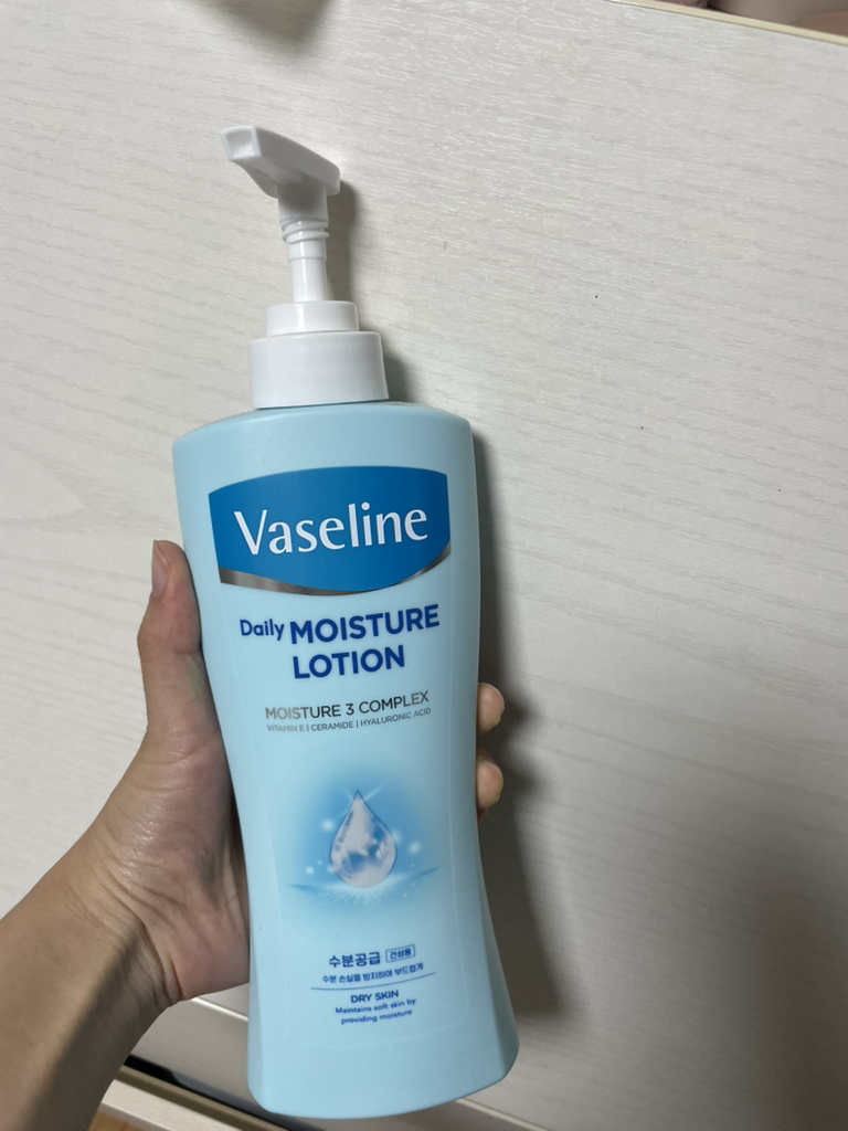 바세린 (Vaseline) 데일리 모이스처 바디로션 review image