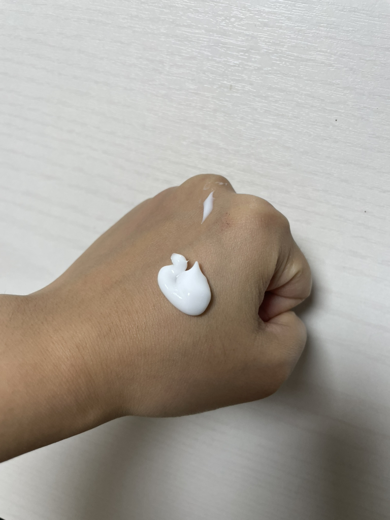 바세린 (Vaseline) 데일리 모이스처 바디로션 review image