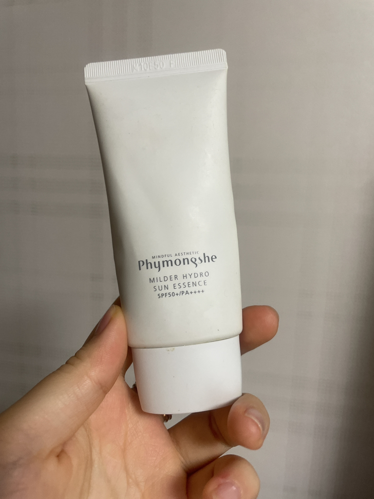 피몽쉐 (Phymongshe) 마일더 하이드로 썬 에센스 [SPF50+/PA++++] review image