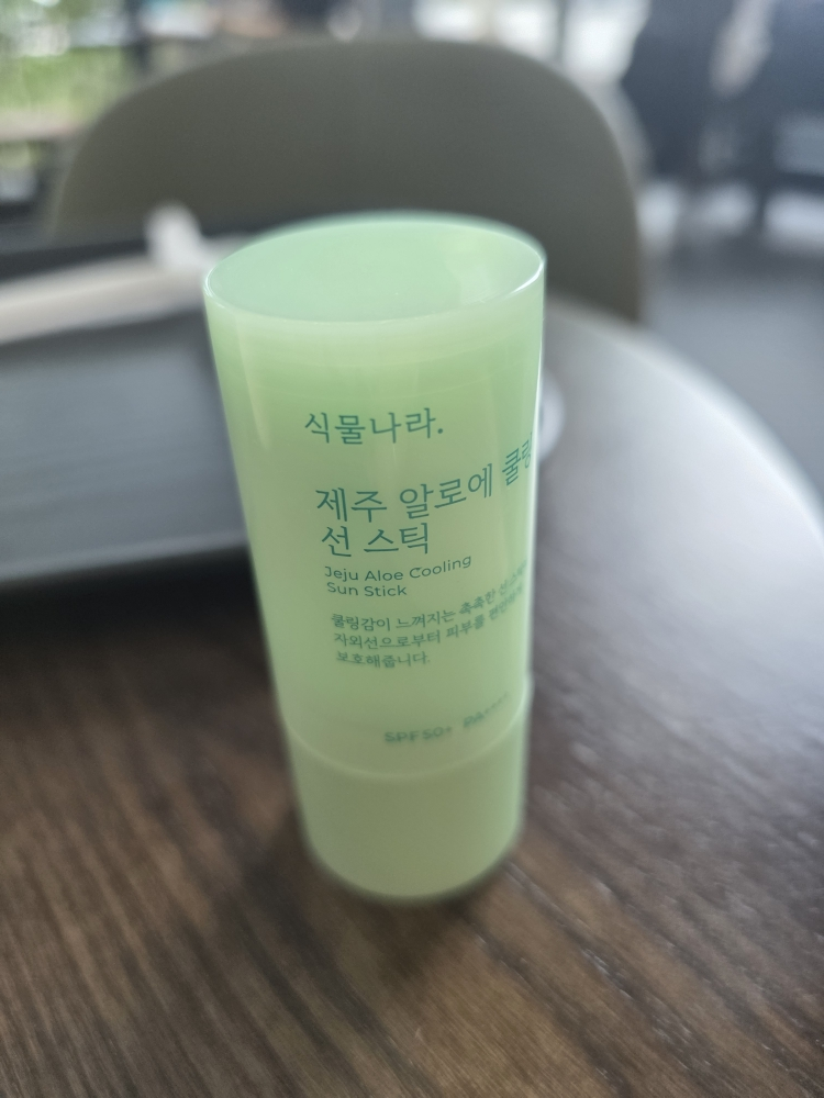 植物界 济州芦荟清凉防晒棒 [SPF50+/PA++++] common.review image