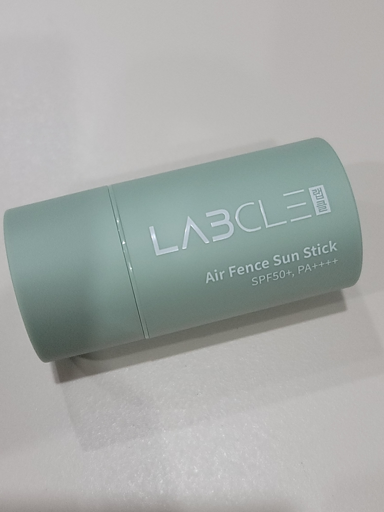 랩클 (LABCLE) 에어펜스 선스틱 [SPF50+/PA++++] review image